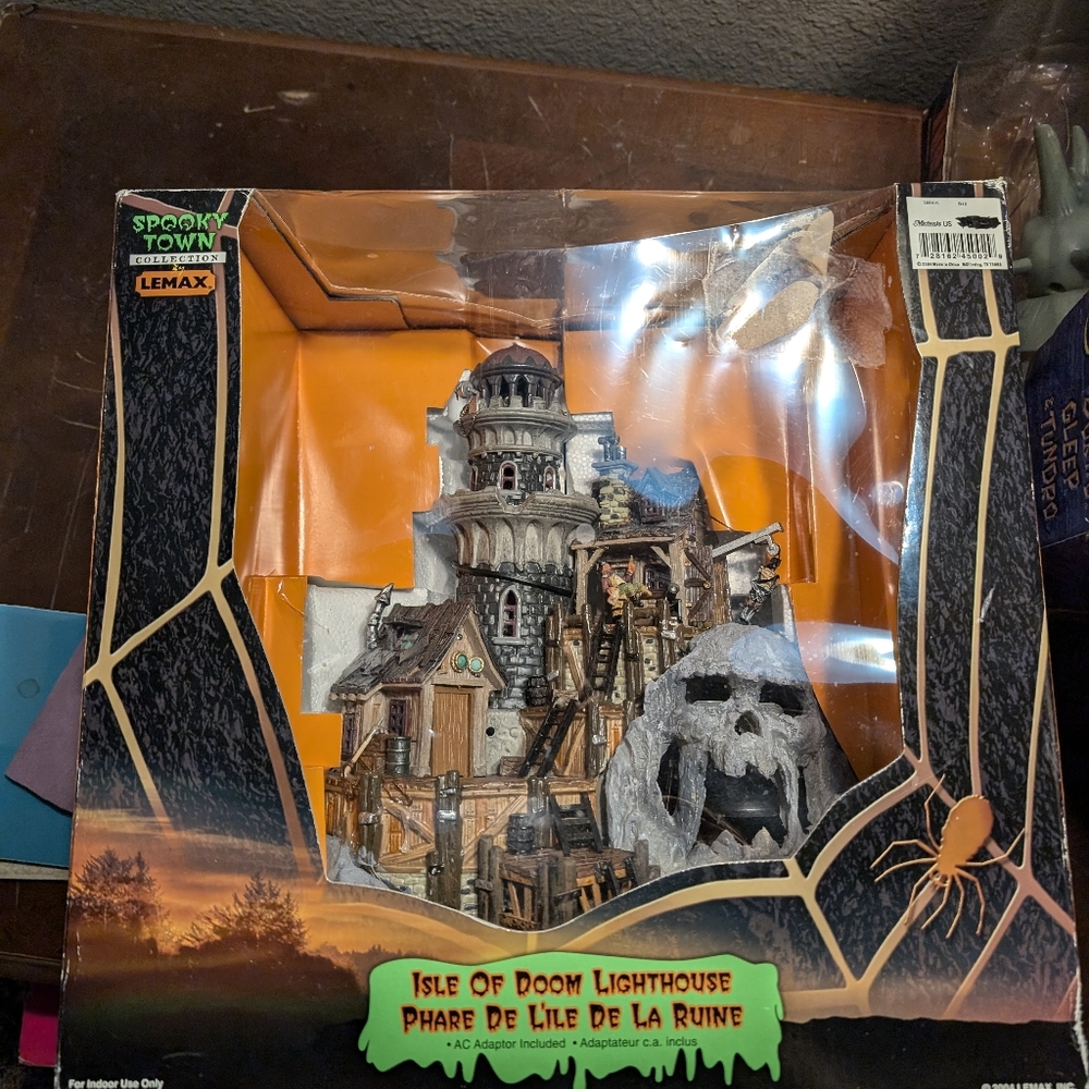 Lemax spookytown isle of doom lighthouse